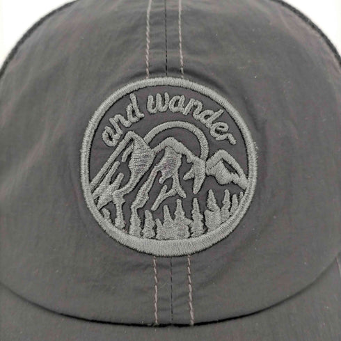 アンドワンダー and wander back mesh cap メンズ