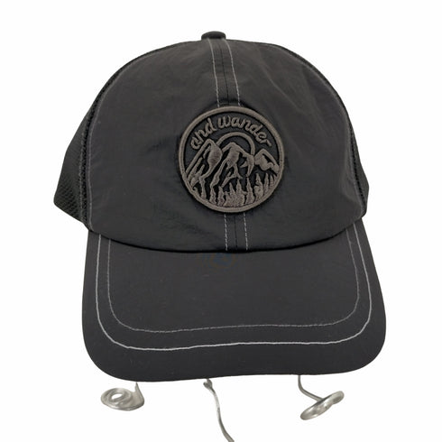 アンドワンダー and wander back mesh cap メンズ