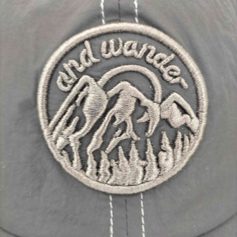 アンドワンダー and wander back mesh cap メンズ