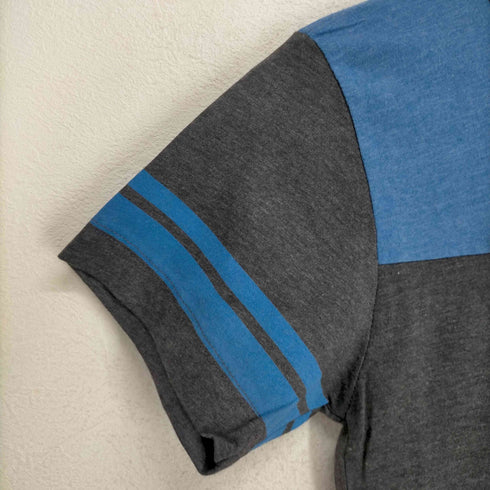 USA製 ©2006 フロントプリントクルーネックTシャツ レディース JPN:M