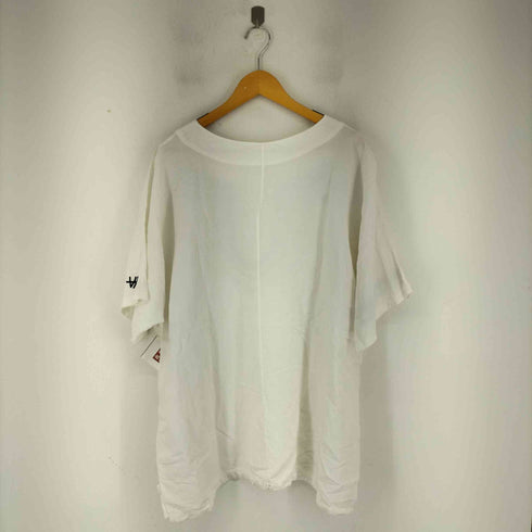 Vネック フロントプリントS/S Tシャツ レディース