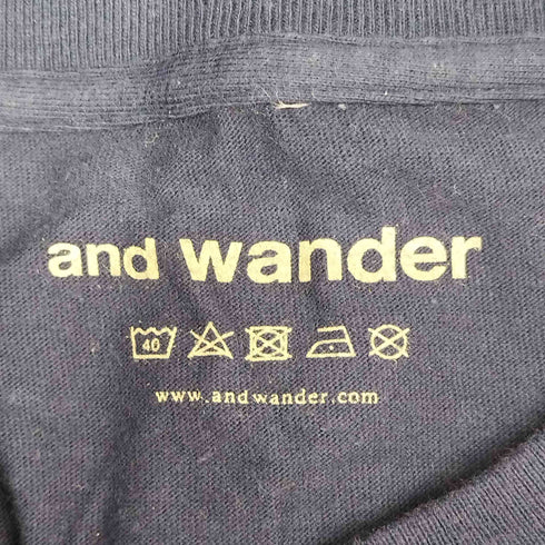 アンドワンダー and wander ロゴプリント半袖Tシャツ メンズ 2