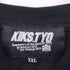 キックスティーワイオー KIKS TYO 筆記体 プリント クルーネック カットソー メンズ JPN:XXL
