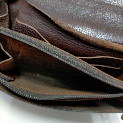 イルビゾンテ IL BISONTE シボ革 2つ折り財布 メンズ