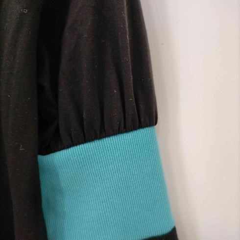 BATHEINTHESURF Puff Color Block Top レディース