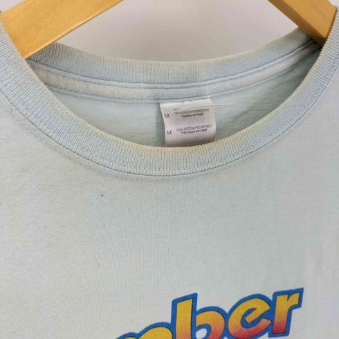 GILDANボディ バンドロゴ プリント クルーネック S/S Tシャツ メンズ import:M