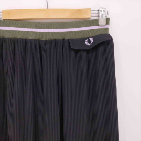フレッドペリー FRED PERRY Narrow Pleated Skirt レディース EUR:38