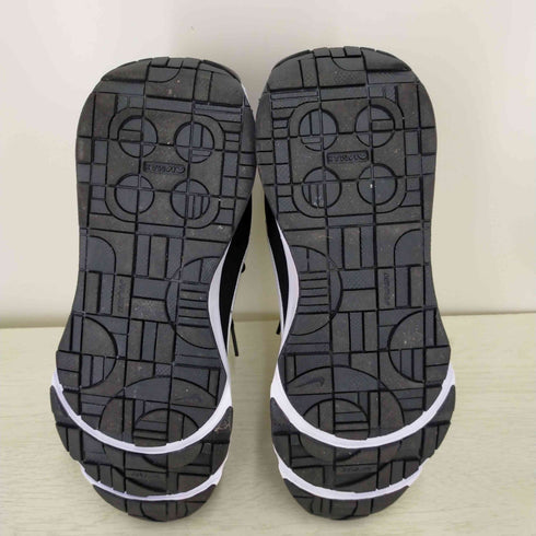 ナイキ NIKE AIR MAX INTRLK LITE ローカットスニーカー レディース 23.5