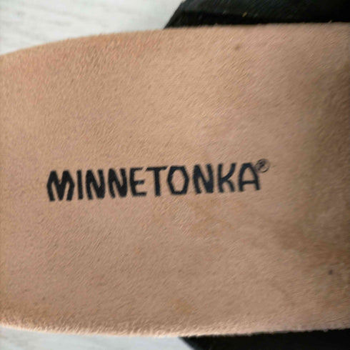 ミネトンカ Minnetonka タッセルレザーサンダル レディース 6M