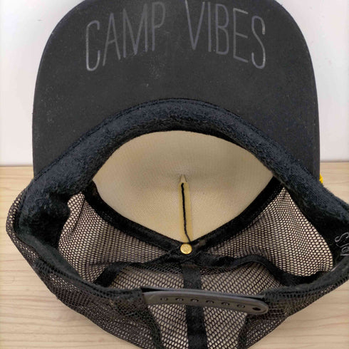 camp vibes 刺繍 6パネル メッシュ スナップバック キャップ メンズ