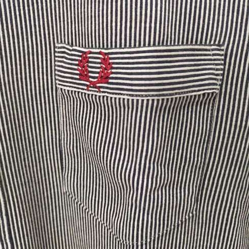 フレッドペリー FRED PERRY BD ストライプS/S シャツ スモールロゴ刺繍 メンズ import:L