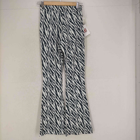 エックスガール X-girl アニマル柄 EASY FLARE PANTS レディース JPN:S