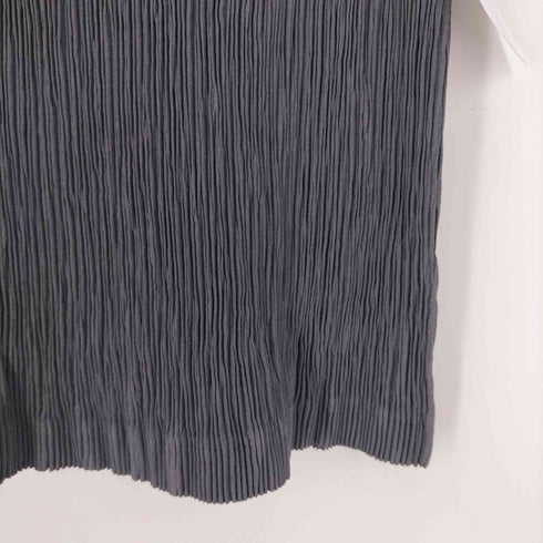 イッセイミヤケ ISSEY MIYAKE FETE ボトルネック プリーツ ノースリーブカットソー レディース 02