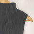 イッセイミヤケ ISSEY MIYAKE FETE ボトルネック プリーツ ノースリーブカットソー レディース 02