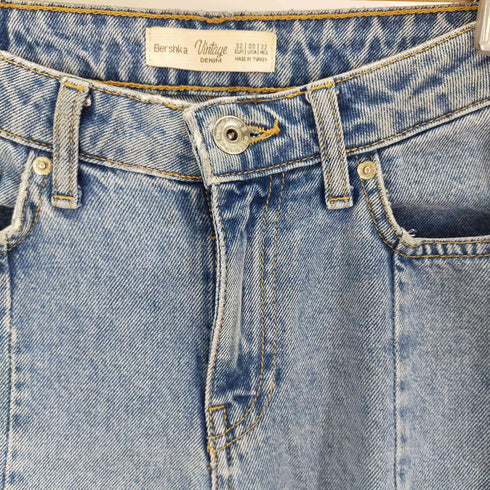ベルシュカ BERSHKA カットオフルーズストレートデニム レディース 32