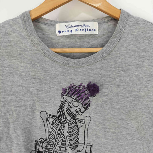 エデュケーションフロムヤングマシーン education from young machine フロントプリント クルーネックTシャツ メンズ JPN:2