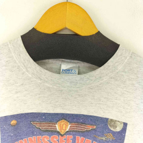 ポートアンドカンパニー PORT and COMPANY 企業プリントクルーネックTシャツ メンズ JPN:M