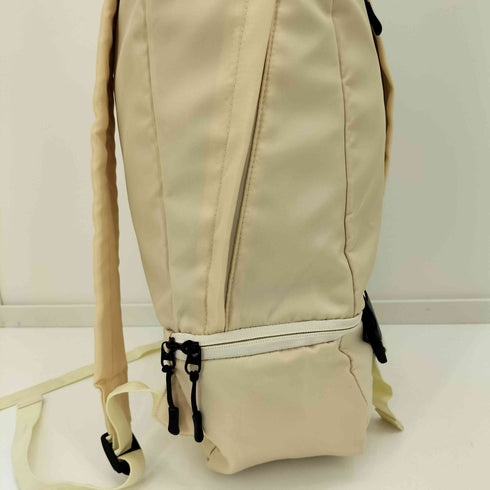 Holiday A.M. BACKYARD FAMILY リュック バックパック レディース