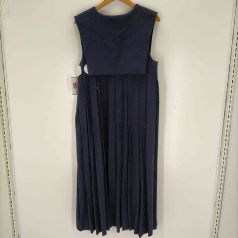 アキコアオキ AKIKOAOKI ノースリーブプリーツワンピース レディース