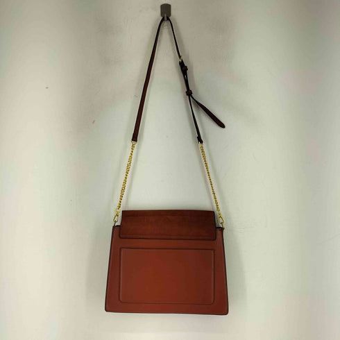 チャールズキース CHARLES & KEITH BUCKLE SHOULDER BAG レディース