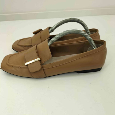 チャールズキース CHARLES & KEITH メタリックアクセント ペニーローファー レディース 23.5
