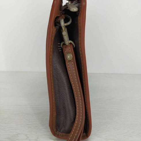 ヴァレンティノ Valentino RUDOLPH VALENTINO レザークラッチバッグ セカンドバッグ ロゴプレート レディース ONE SIZE