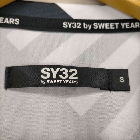 エスワイサーティトゥー SY32 by SWEET YEARS 総柄ポリTシャツ メンズ JPN:S