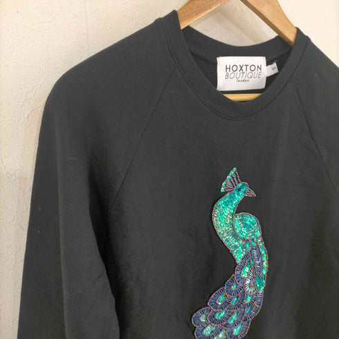 HOXTON BOUTIQUE イングランド製 スパンコール刺繍 クルーネックスウェット レディース