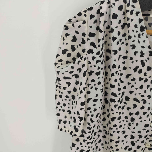 グレイル GRL パワショルVネックダルメシアン柄ブラウス レディース import:L