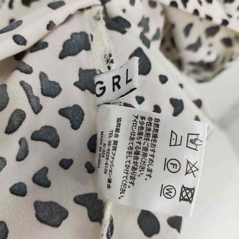グレイル GRL パワショルVネックダルメシアン柄ブラウス レディース import:L