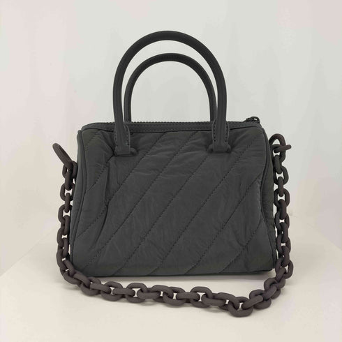 チャールズキース CHARLES & KEITH パテント パネルドトートバッグ 玉虫カラー 偏光 レディース