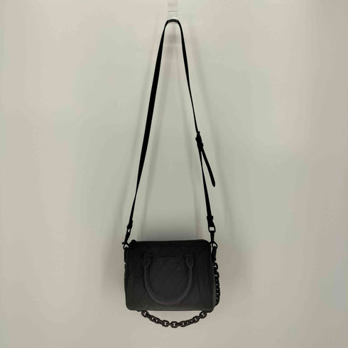 チャールズキース CHARLES & KEITH パテント パネルドトートバッグ 玉虫カラー 偏光 レディース