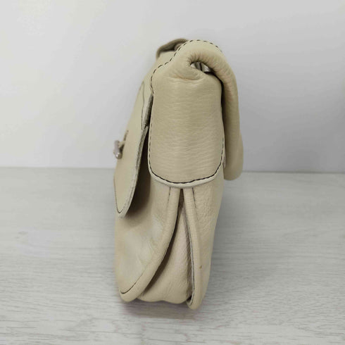 イッセイミヤケ ISSEY MIYAKE FETE レザーハンドバック ステッチワーク レディース