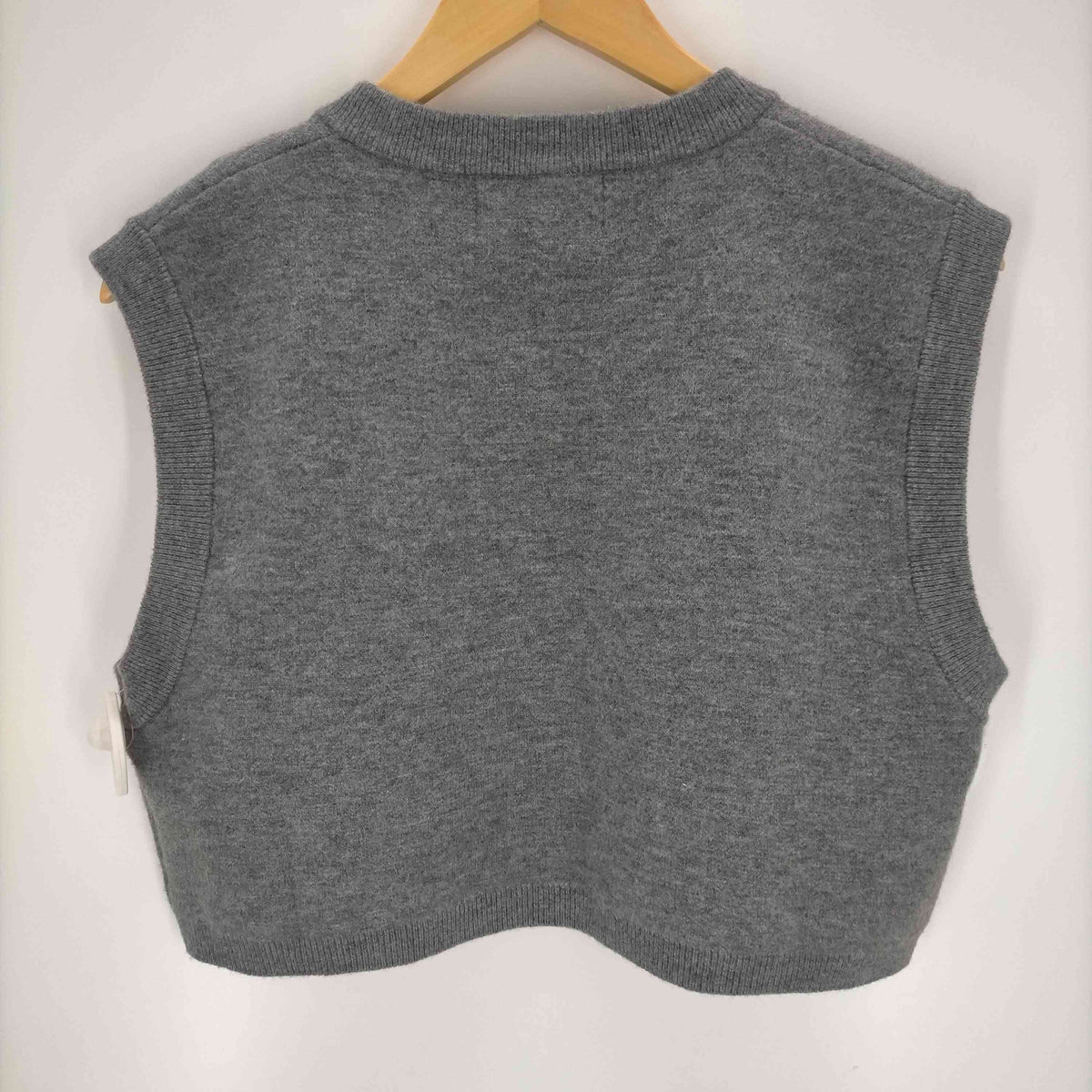 XANDER ZHOU 23ss short knit vest メンズ 48 ザンダーゾウ XANDER ZHOU 23ss short knit vest メンズ 46 – ブランド