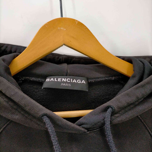 バレンシアガ BALENCIAGA 無地 ショート丈 ラグラン プルオーバーパーカー メンズ import:S