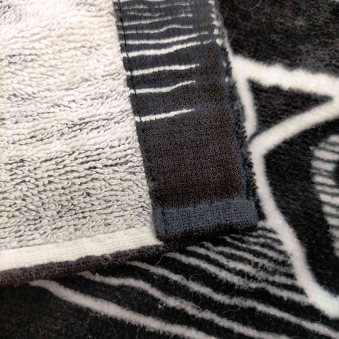 ステューシー Stussy SUMMER WAVE TOM BEACH TOWEL メンズ