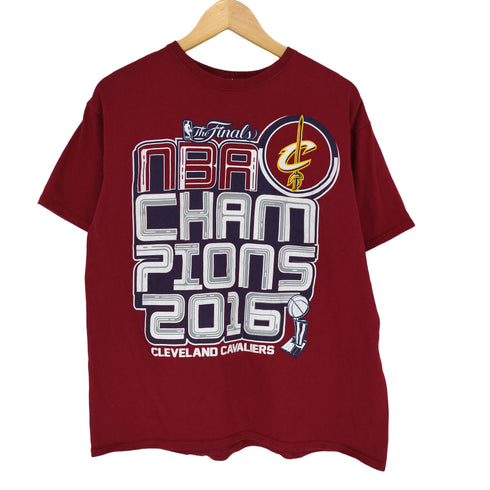 エヌビーエー NBA CHAMPIONS 2016 フロントプリントS/S TEE メンズ
