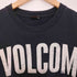 ヴォルコム VOLCOM 2000s 背面人物プリント フロントロゴプリント半袖Tシャツ メンズ S
