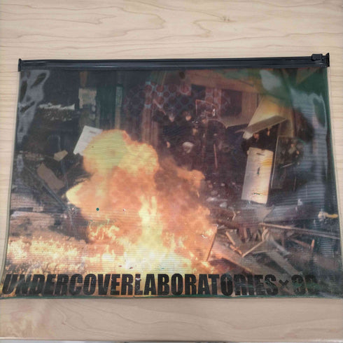 アンダーカバー UNDERCOVER artscabut期 目隠しベアー マルクス ビニールホログラムクラッチバッグ メンズ ONE SIZE