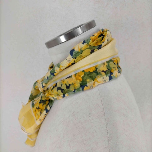 イヴサンローラン Yves Saint Laurent 花柄シルクスカーフ レディース