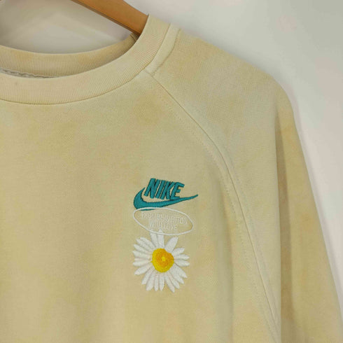 ナイキ NIKE Tie Dye Embroidered Daisy Round Neck タイダイエンブロイダリーデイジーラウンドネックスウェット メンズ import:XL