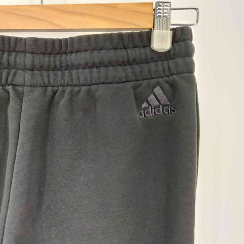 アディダス adidas 24SS エッセンシャルズ ビッグロゴ 3/4丈パンツ メンズ JPN:M
