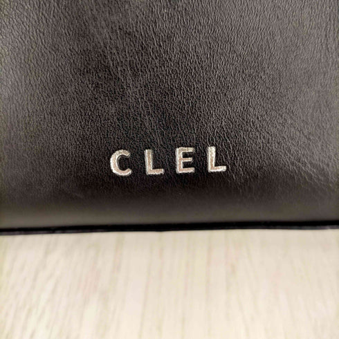 CLEL スムースフェイクレザースクエアショルダーバッグ レディース
