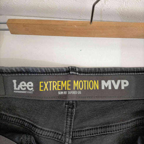 リー Lee LEE EXTREME MOTION MVP ウエストストレッチ ブラックテーパードデニムパンツ メンズ 32x32