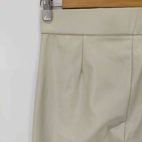 ザラ ZARA フェイクレザーセンタープレススラックス レディース