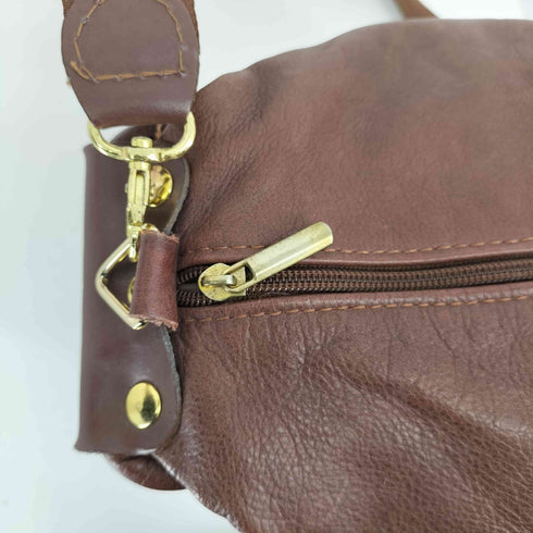 MADE IN ITALY レザーショルダーバッグ レディース