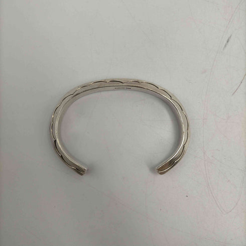 ナバホ NAVAJO STERLING TAHE 刻印 スタンプワーク シルバー バングル メンズ