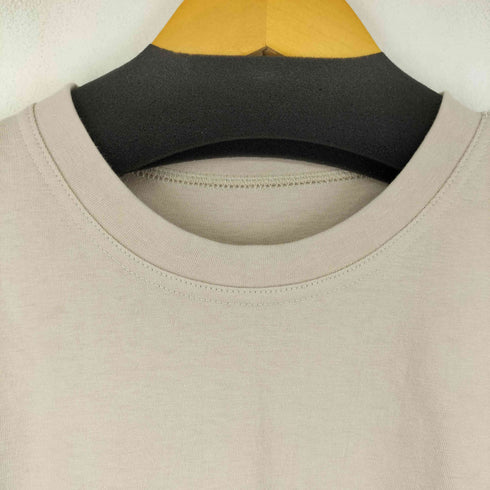 ボンジュールサガン Bonjour Sagan each クルーネックTシャツ レディース