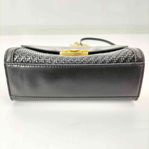 チャールズキース CHARLES & KEITH Textured Boxy Chain Strap Bag レディース