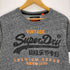 スーパードライ Superdry 極度乾燥(しなさい) ヴィンテージ グラフィック Tシャツ メンズ JPN:S